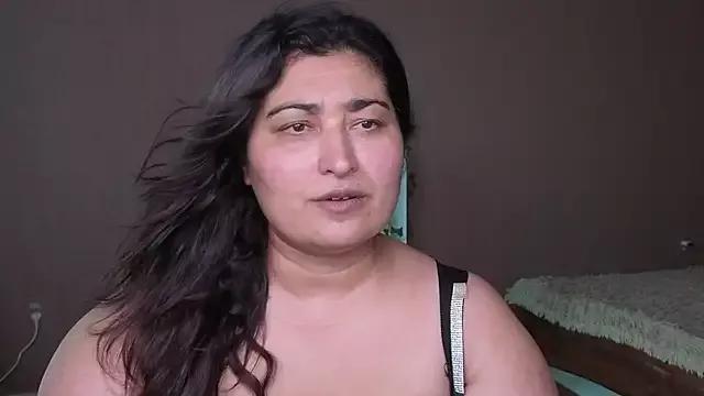 Leyla_Haram from StripChat is Freechat