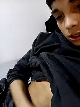 LeySmithVC from StripChat is Freechat