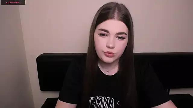 LiaFlow_ from StripChat is Freechat