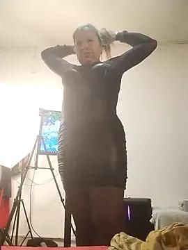 LiaTaylorr from StripChat is Freechat