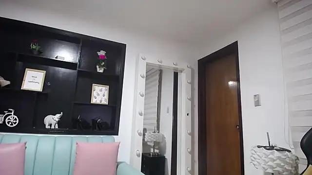 Customizable and immersive - Activate your taste buds and check-out our delicious choice of bondage cams streams with excited models getting their amazing bodies screwed with their beloved sex toys.