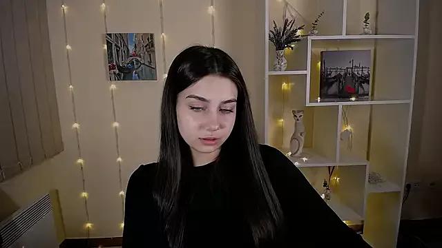 Lili_magic from StripChat is Freechat