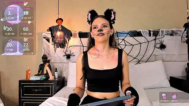 Customizable and immersive - Activate your taste buds and check-out our delicious choice of bondage cams streams with excited models getting their amazing bodies screwed with their beloved sex toys.