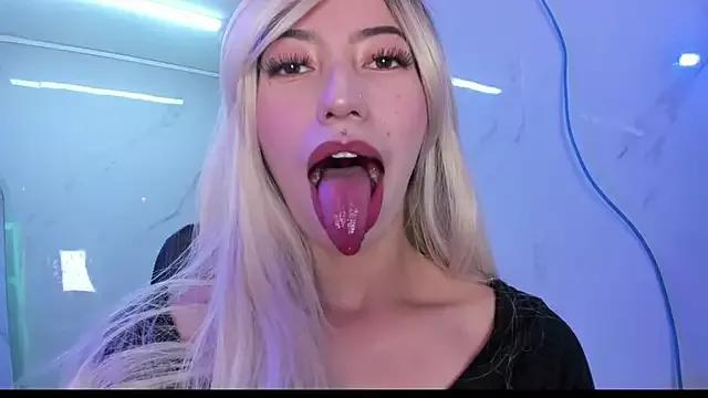 Customizable and immersive - Activate your taste buds and check-out our delicious choice of bondage cams streams with excited models getting their amazing bodies screwed with their beloved sex toys.