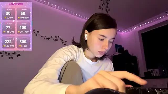 LilithFlamey from StripChat is Freechat