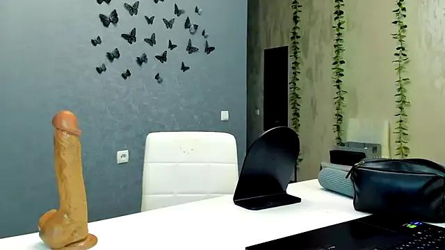 LilithxVenus from StripChat is Freechat