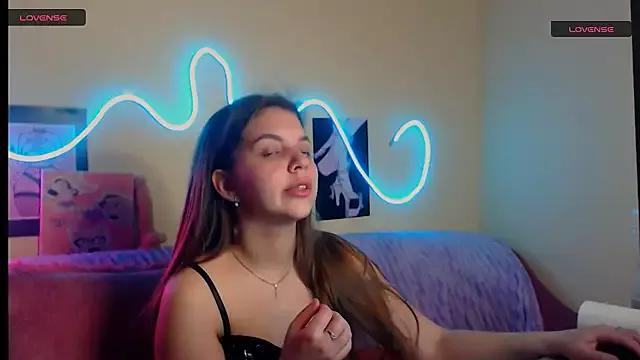 lilyBronks89 from StripChat is Freechat