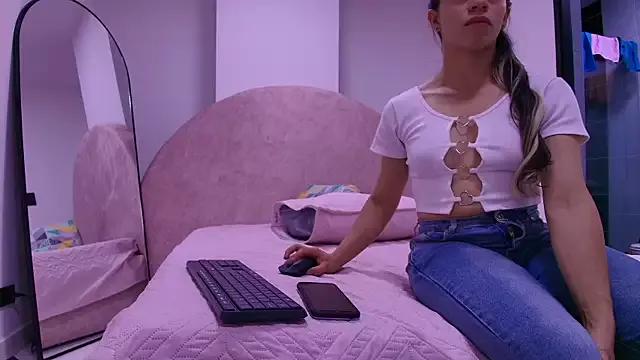 lilylovely_ from StripChat is Freechat