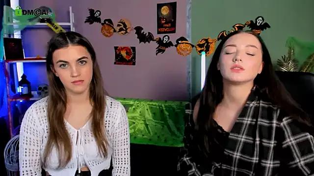 lina_fox12 from StripChat is Freechat