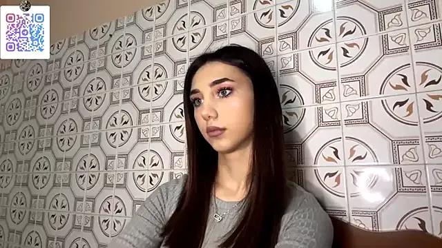 LinaMour from StripChat is Freechat