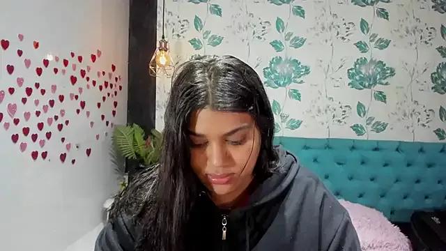 LindaBreeS from StripChat is Freechat