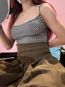 Photos of Linh_2004 from StripChat is Freechat