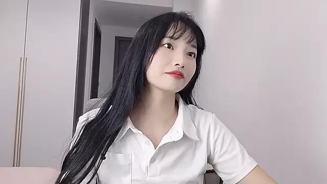 Lisa-3333 from StripChat is Freechat