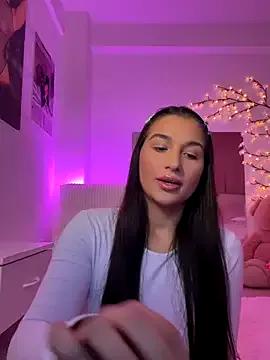 lissa_yasemin from StripChat is Freechat