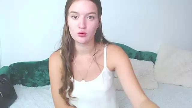 little__cut1e from StripChat is Freechat