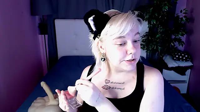Customizable and immersive - Activate your taste buds and check-out our delicious choice of bondage cams streams with excited models getting their amazing bodies screwed with their beloved sex toys.