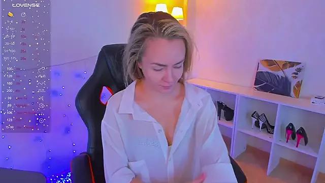 Customizable and immersive - Activate your taste buds and check-out our delicious choice of bondage cams streams with excited models getting their amazing bodies screwed with their beloved sex toys.