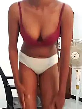 littlebunnySL from StripChat is Freechat