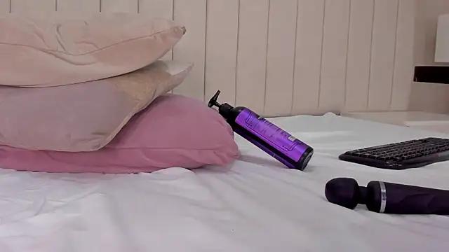 Customizable and immersive - Activate your taste buds and check-out our delicious choice of bondage cams streams with excited models getting their amazing bodies screwed with their beloved sex toys.
