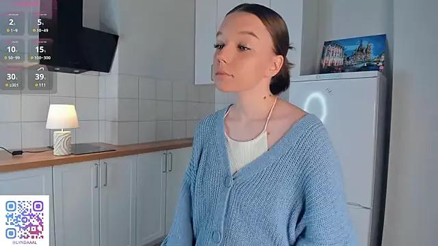 litttle_ladyy from StripChat is Freechat