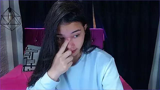 lizzie_candy from StripChat is Freechat