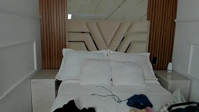 Customizable and immersive - Activate your taste buds and check-out our delicious choice of bondage cams streams with excited models getting their amazing bodies screwed with their beloved sex toys.