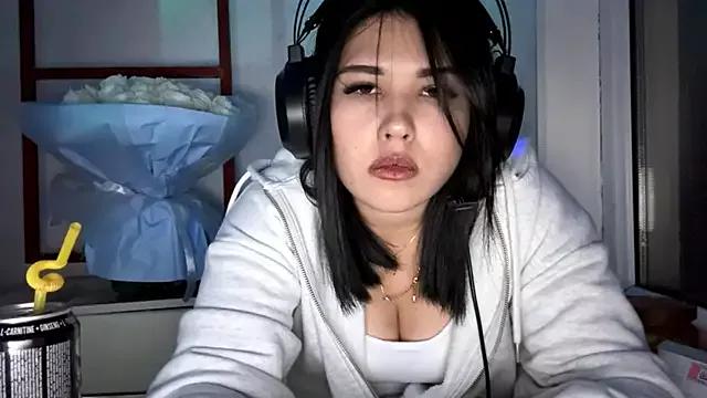 Lolamein from StripChat is Freechat