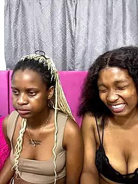 Photos of LOLAx01 from StripChat is Freechat
