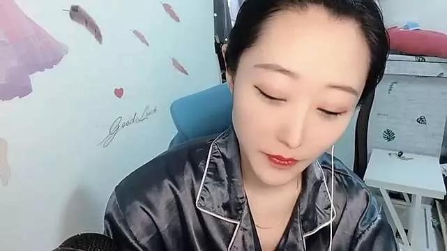 loli-coco- from StripChat