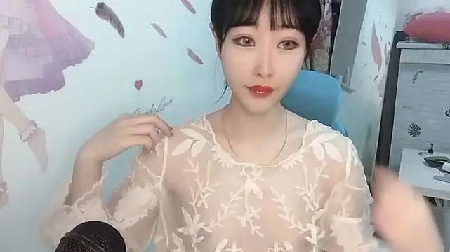 loli-coco- from StripChat