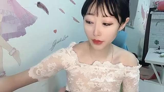 loli-coco- from StripChat