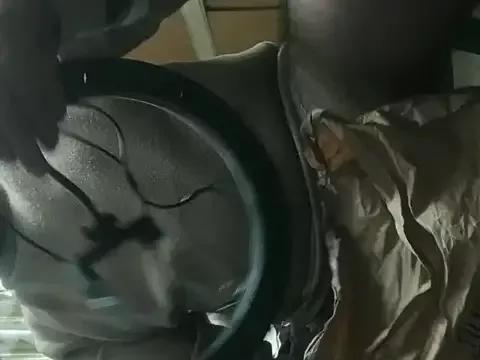 longsexji from StripChat is Freechat