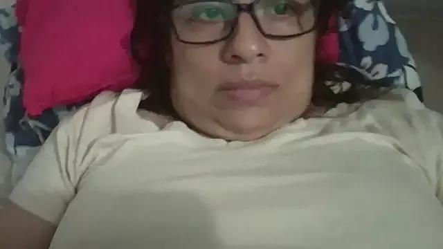 Lorena_amaranto25 from StripChat is Freechat