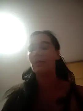 lovelarisa2025 from StripChat is Freechat