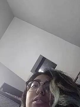 Lovelyrainn from StripChat is Freechat