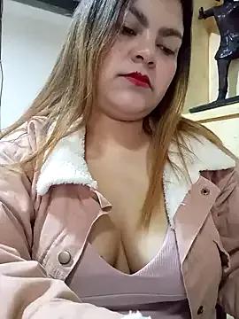 LUCIANA__99 from StripChat is Freechat
