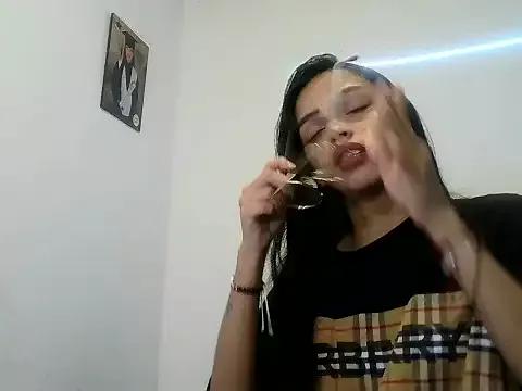 lucy_babyy from StripChat is Freechat