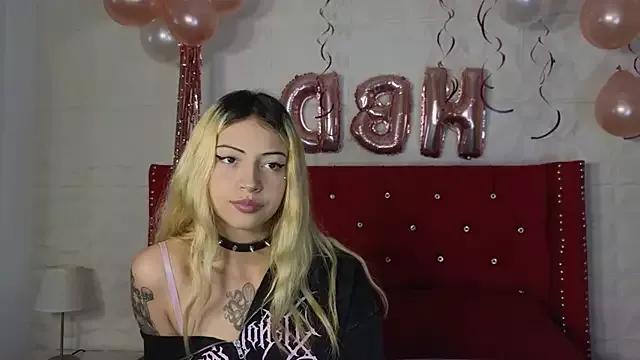 Customizable and immersive - Activate your taste buds and check-out our delicious choice of bondage cams streams with excited models getting their amazing bodies screwed with their beloved sex toys.