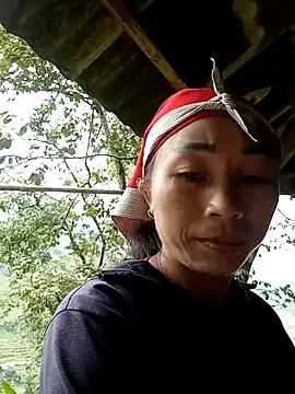 lucybaby00 from StripChat is Freechat