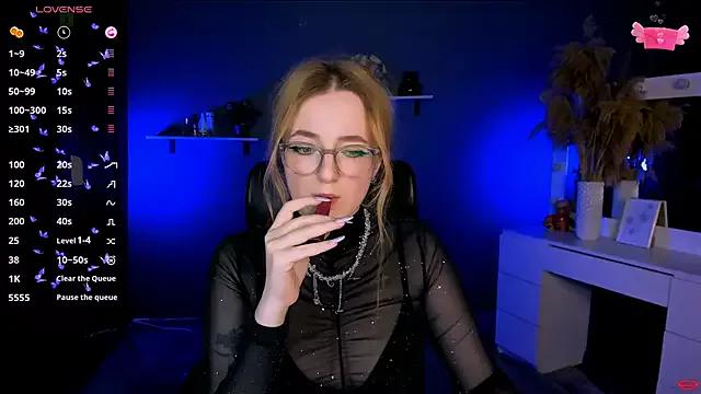 Customizable and immersive - Activate your taste buds and check-out our delicious choice of bondage cams streams with excited models getting their amazing bodies screwed with their beloved sex toys.