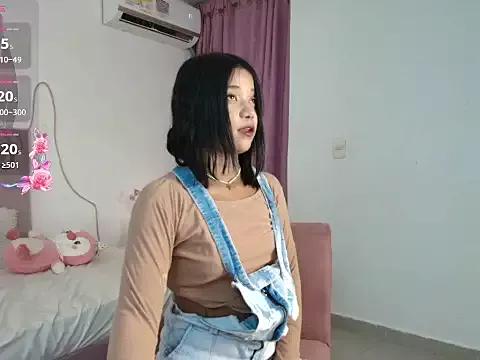 Luna_lexy04 from StripChat is Freechat