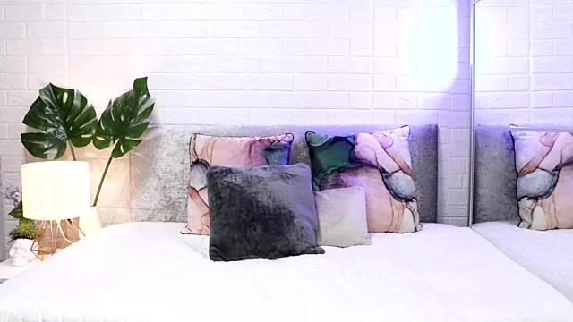 Customizable and immersive - Activate your taste buds and check-out our delicious choice of bondage cams streams with excited models getting their amazing bodies screwed with their beloved sex toys.