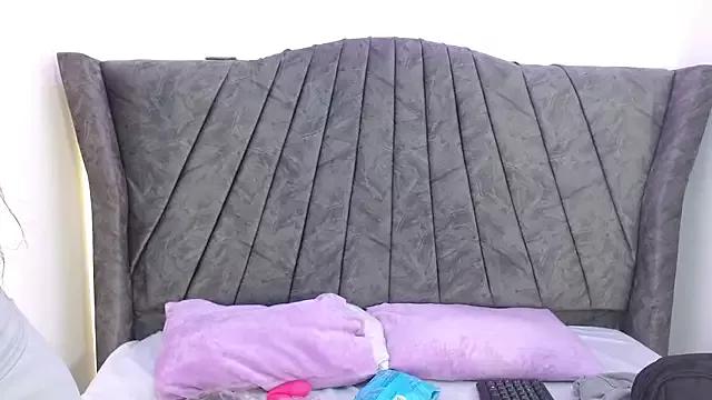 luna_starr69 from StripChat is Freechat