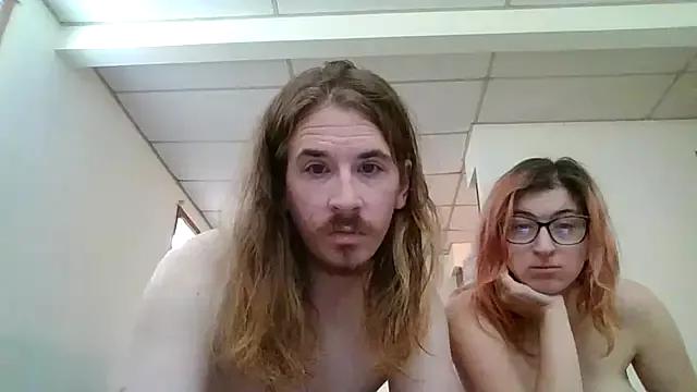 Lunaraskye from StripChat is Freechat