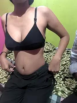 Lusty_Lucci from StripChat is Freechat