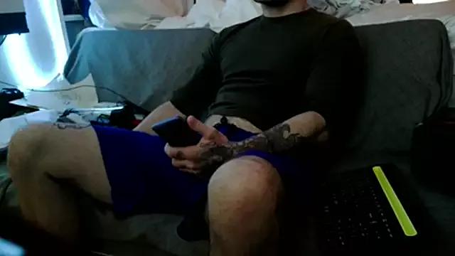 Photos of Luv2SuckBWC92 from StripChat is Freechat