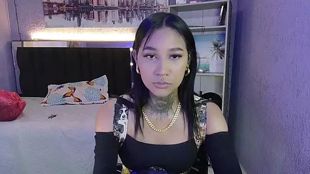 lyam_ebony_ from StripChat is Freechat