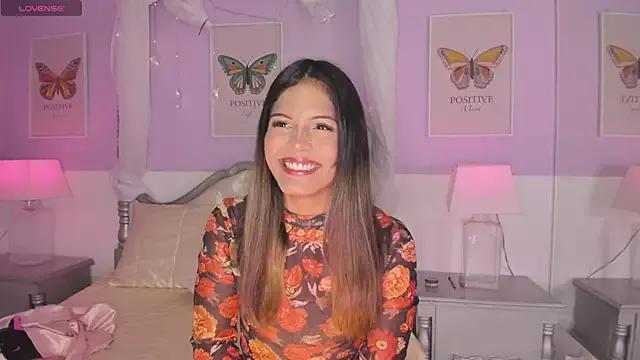 LyseMoonlight from StripChat is Freechat