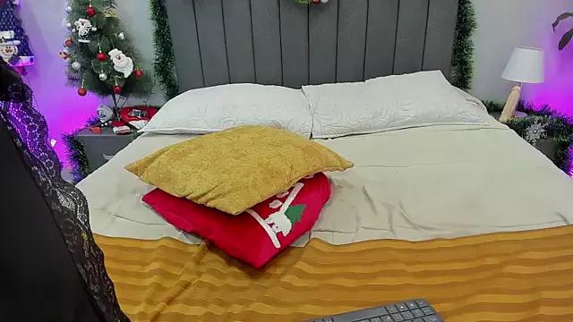 maddy__moon from StripChat is Freechat