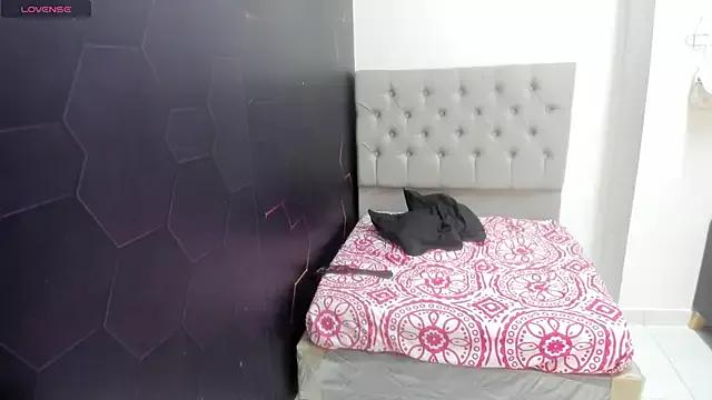 Customizable and immersive - Activate your taste buds and check-out our delicious choice of bondage cams streams with excited models getting their amazing bodies screwed with their beloved sex toys.